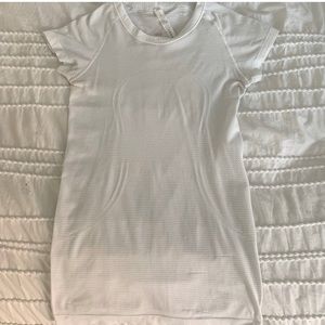 White Lululemon Swiftly Tee